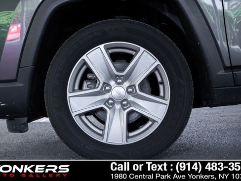 Used 2022 Jeep Compass Latitude AWD/4WD image 44