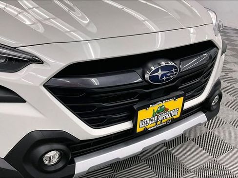 Used 2025 Subaru Outback Touring XT w/ Popular Package #2 image 32