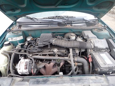 Used 1998 Chevrolet Cavalier Sedan w/ Preferred Equipment Group 1 image 8