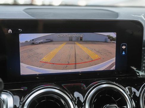 New 2026 Mercedes-Benz GLB 250 4MATIC image 22