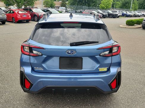 Used 2024 Subaru Crosstrek 2.0i Premium AWD/4WD image 5
