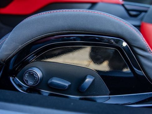 Used 2025 Chevrolet Corvette Stingray w/ Z51 Performance Package image 15