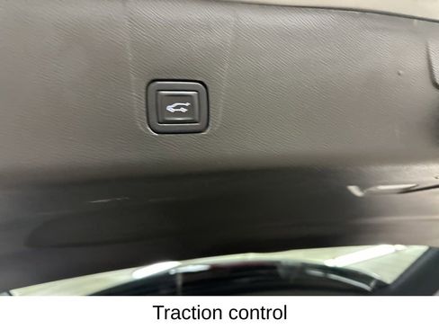 Certified 2023 Chevrolet Traverse LT image 28