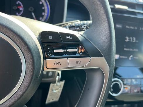 Used 2022 Hyundai Tucson SE image 22