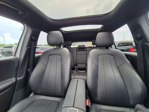 Used 2020 Mercedes-Benz GLB 250 4MATIC image 16
