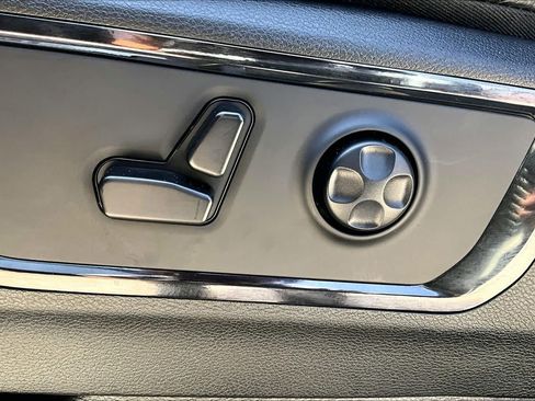 Used 2022 RAM 1500 Limited AWD/4WD image 29