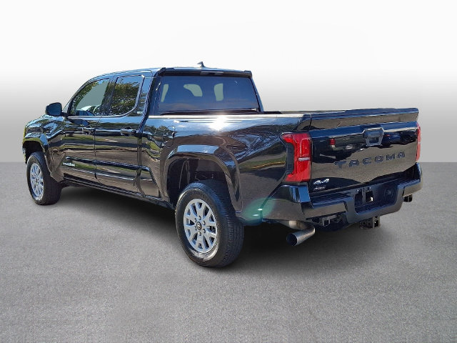 Used 2025 Toyota Tacoma SR5 AWD/4WD image 6