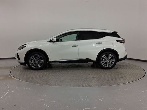 Used 2022 Nissan Murano Platinum w/ Cargo Package image 2