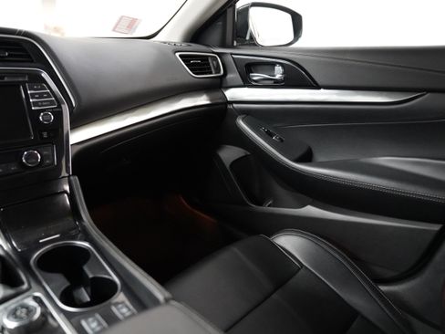 Used 2023 Nissan Maxima SV w/ Floor Mat Group image 13