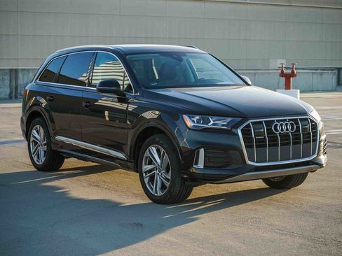 Used 2024 Audi Q7 2.0T Premium image 5