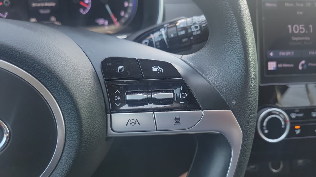 Used 2022 Hyundai Tucson SEL FWD image 23