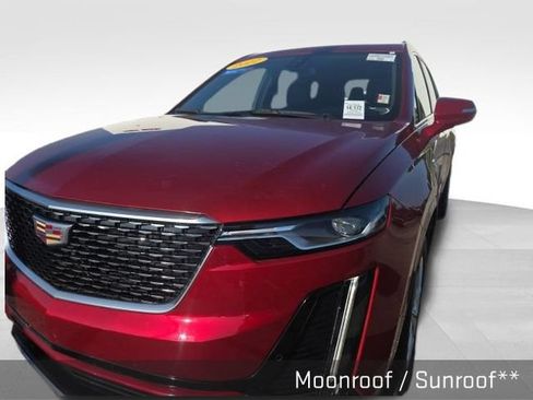 Used 2022 Cadillac XT6 Luxury FWD image 5