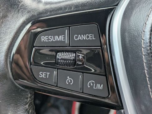 Used 2021 BMW 530i w/ Convenience Package RWD image 21