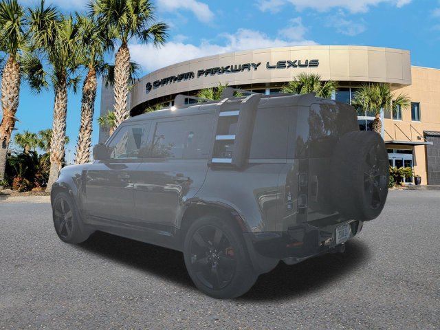 Used 2022 Land Rover Defender 110 X AWD/4WD image 12