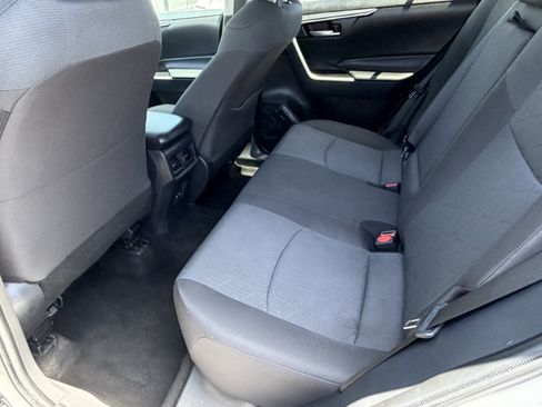 Certified 2025 Toyota RAV4 XLE FWD image 22