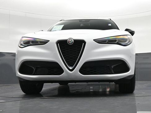 Used 2024 Alfa Romeo Stelvio Ti w/ Active Assist Plus Package AWD/4WD image 33