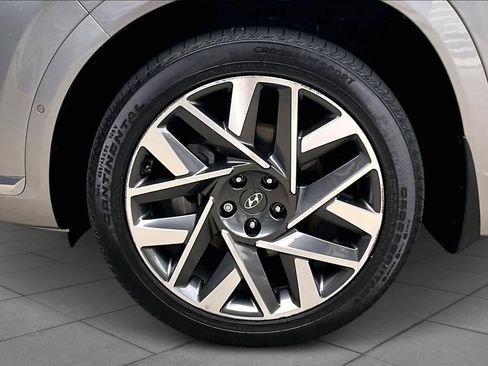 Used 2022 Hyundai Santa Fe Calligraphy image 10