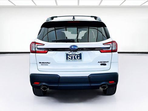Used 2023 Subaru Ascent Onyx Edition image 5