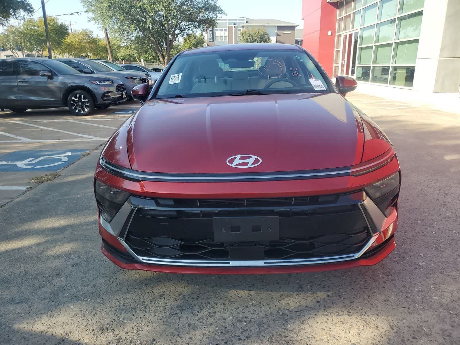 Used 2025 Hyundai Sonata SEL FWD image 8