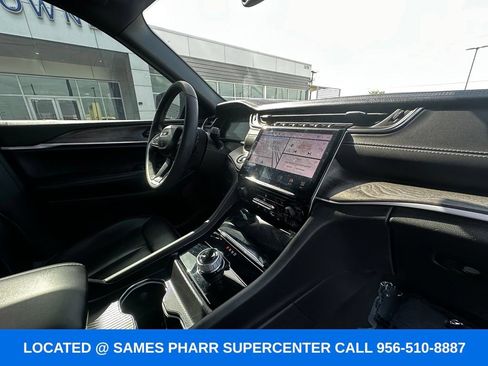 Used 2024 Jeep Grand Cherokee L Limited w/ Black Appearance Package RWD image 32