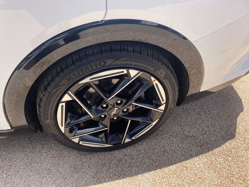 Used 2025 Kia K4 GT-Line w/ GT-Line Premium Package FWD image 35