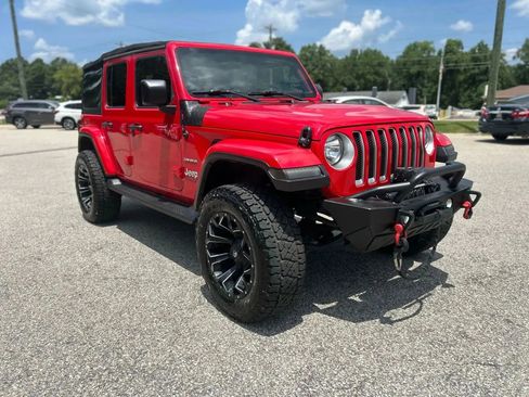 Used 2018 Jeep Wrangler Unlimited Sahara image 5