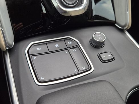 Certified 2025 Acura TLX w/ Technology Package image 19