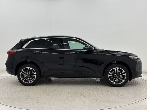 Used 2025 Audi Q5 Premium Plus AWD/4WD image 8