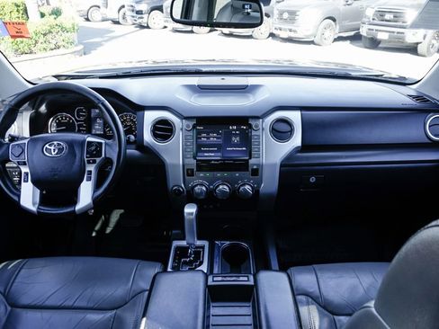Used 2020 Toyota Tundra SR5 w/ SR5 Leather Package AWD/4WD image 22