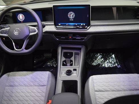 New 2025 Volkswagen Tiguan S image 8