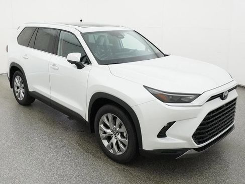 New 2026 Toyota Grand Highlander Limited image 22