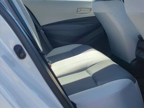 Used 2025 Toyota Corolla LE w/ Convenience Package FWD image 19