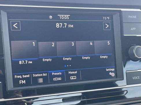 Used 2024 Volkswagen Jetta SE FWD image 26