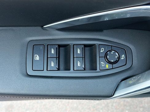 Used 2025 BMW X2 xDrive28i AWD/4WD image 15