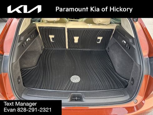 Used 2022 Buick Envision Preferred image 10