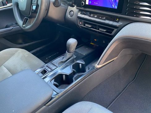 Used 2025 Toyota Camry LE w/ Convenience Package FWD image 38