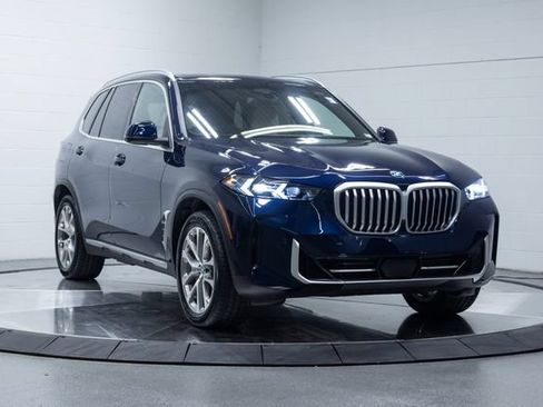 Used 2024 BMW X5 xDrive50e w/ Executive Package AWD/4WD image 4