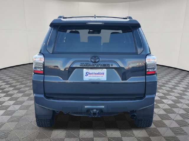 Used 2024 Toyota 4Runner SR5 Premium w/ Moonroof Package AWD/4WD image 7