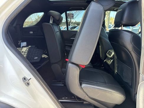Used 2021 Mercedes-Benz GLE 350 4MATIC image 29
