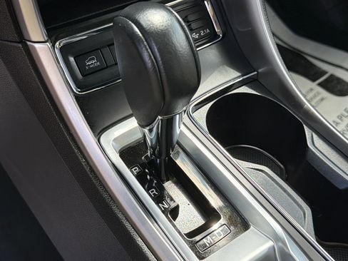 Used 2019 Subaru Ascent Limited AWD/4WD image 39