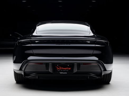 Used 2022 Porsche Taycan 4S image 27
