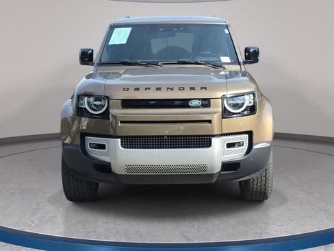Used 2023 Land Rover Defender 110 S AWD/4WD image 3