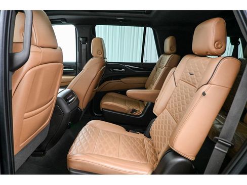 Used 2021 Cadillac Escalade Sport w/ Driver Assist Tech Package image 27