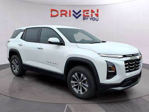 New 2026 Chevrolet Equinox LT w/ Convenience Package II image 7