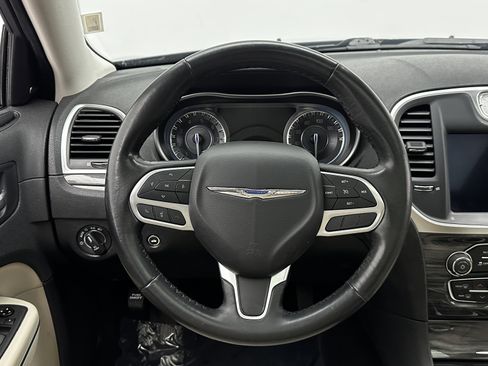 Used 2021 Chrysler 300 Touring L w/ Popular Equipment Group image 27