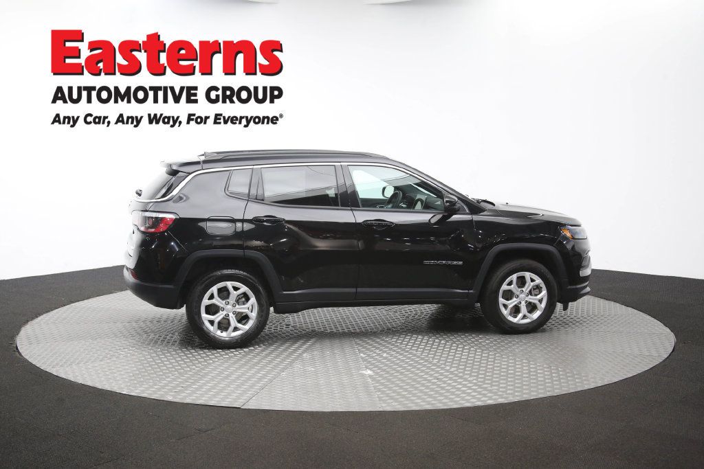 Used 2024 Jeep Compass Latitude AWD/4WD image 45