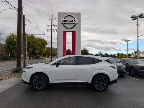 New 2026 Nissan Murano Platinum w/ Cargo Package AWD/4WD image 1