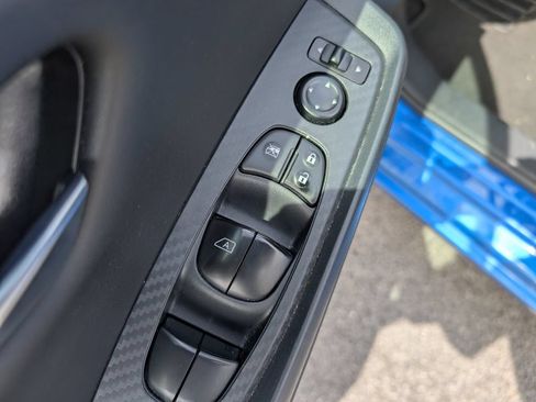 Used 2024 Nissan Sentra SV FWD image 14