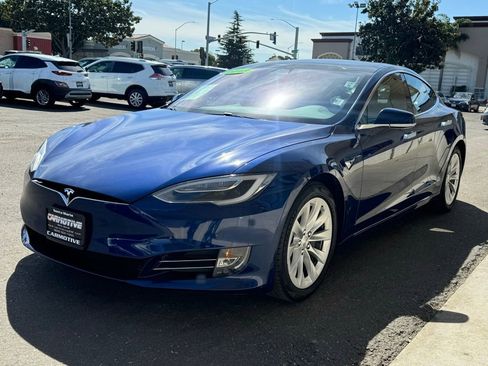 Used 2018 Tesla Model S 75D image 8