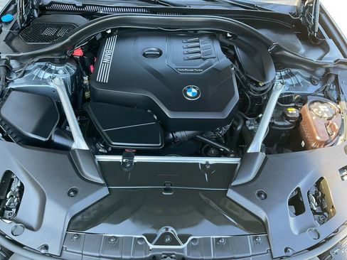 Used 2022 BMW 530i w/ Premium Package image 32